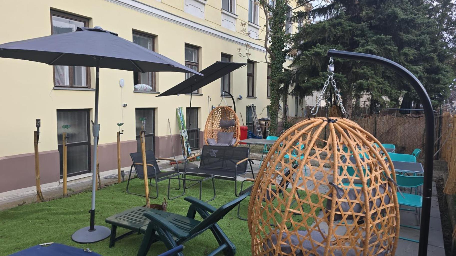 Апартаменты Pleasant 1Br Aprt. Near The Danube & Millenium T. Вена Экстерьер фото